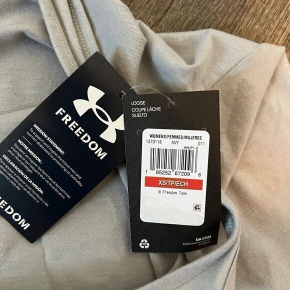 Under Armour Freedom Tank Top-Size XS‎ - Picture 7 of 8